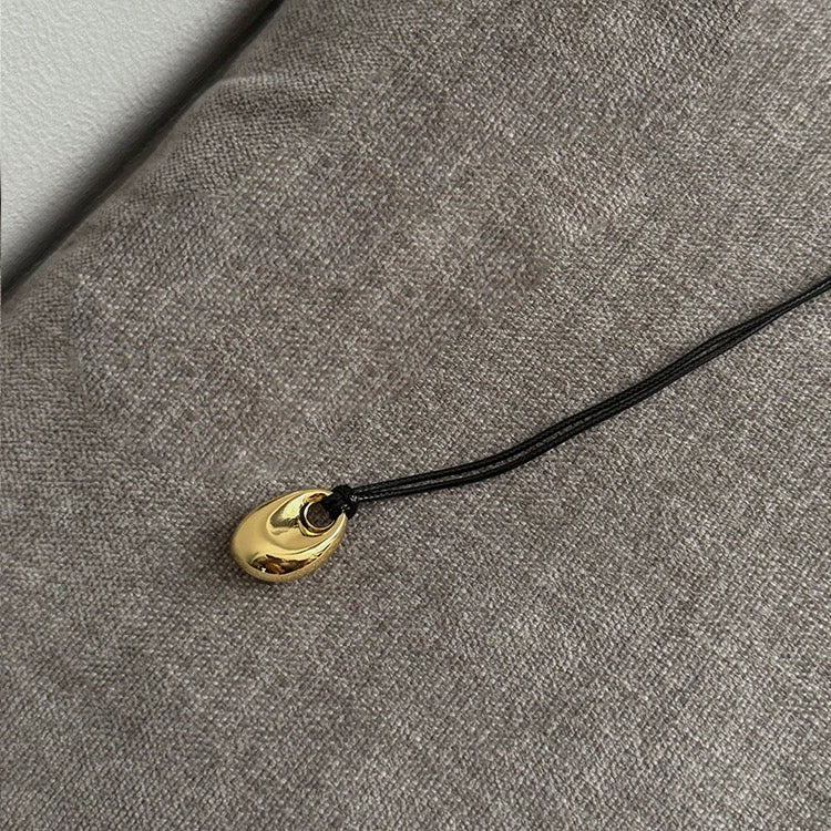 Leylani Asymmetrical Pendant Necklace - Gold Irregular Water Drop [9QXY3DGC]