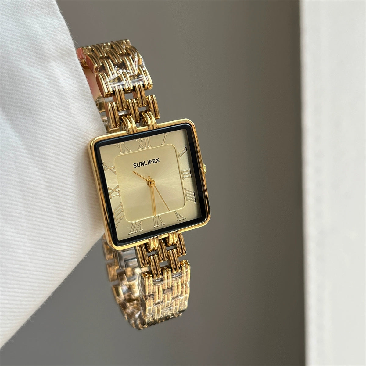 Zalaya Minimalist Square Watch - Gold Band Gold Dial [36PQWJC8]