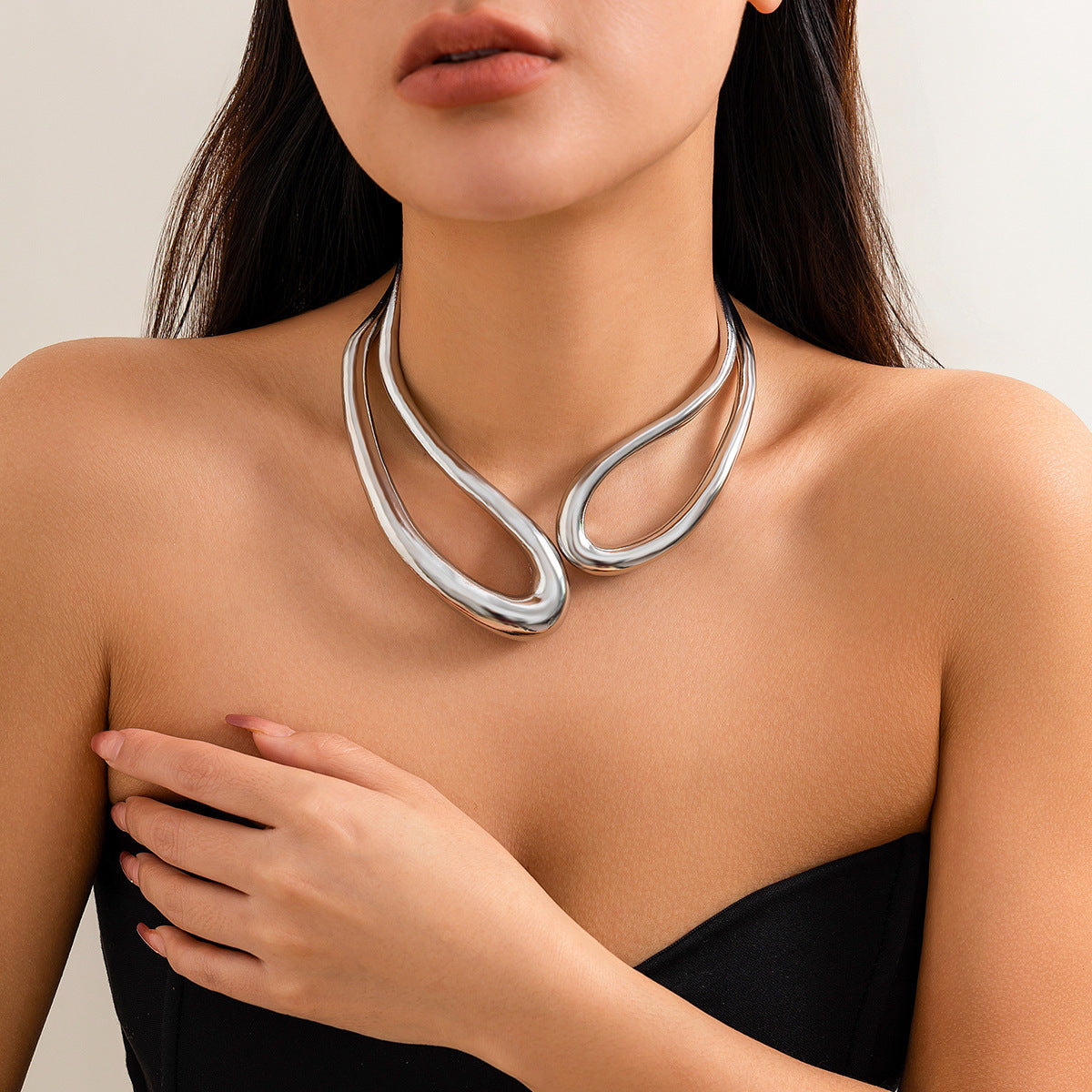 Alexia Twisted Coil Necklace - Silver Necklace [0R1X712M]