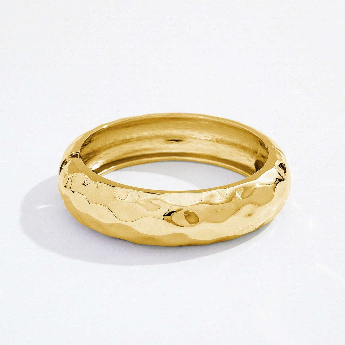 Kambrie Fluid Pearl Accents - Sculpted Abstract Bangle Gold [QOCO1NHE]