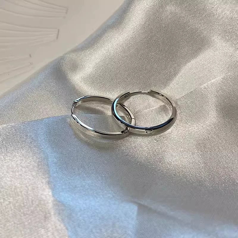 Amaria Sleek Hoop Earrings - Silver