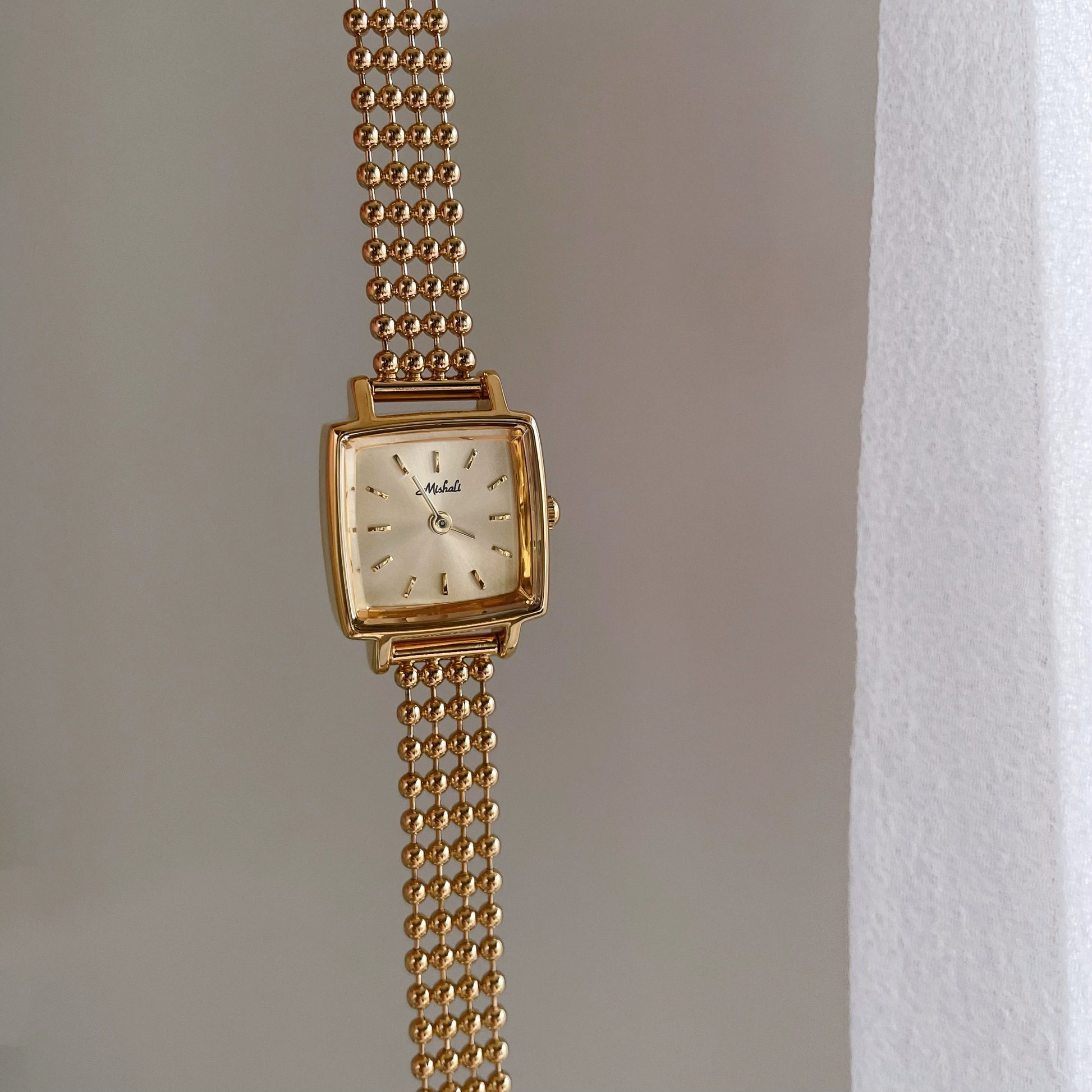 Kristel Gold Bracelet Watch - Gold [EM518SRI]