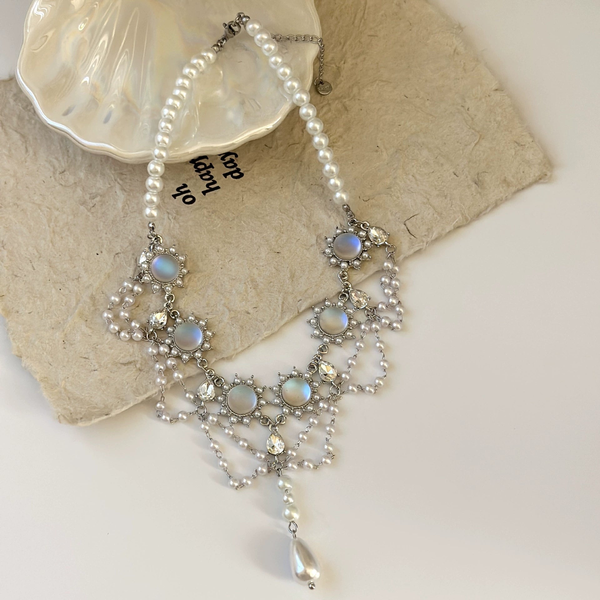 Keisy Ornate Heart Pearl Necklace - Main Picture Style Necklace [XX4JTDEN]