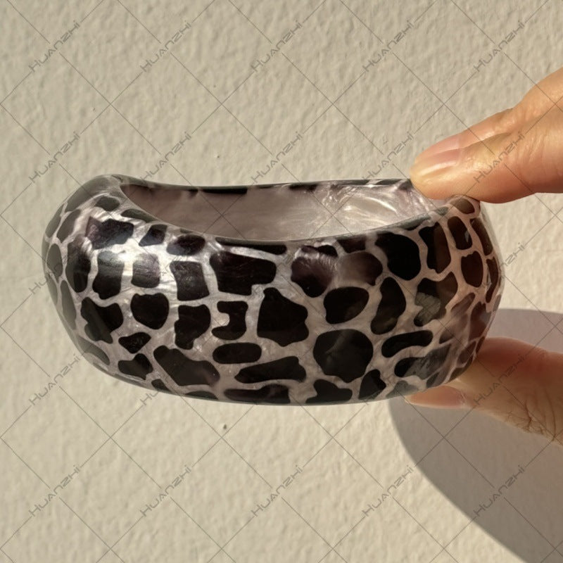 Liesl Chunky Resin Bracelet - White & Grey Speckled [9T6U9XJU]