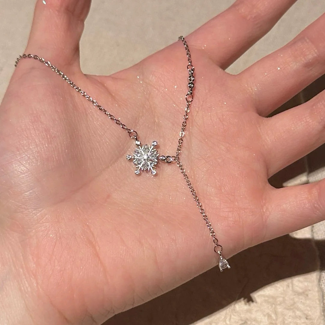 Una Celestial Snowflake Necklace - Snowflake Tassel Necklace