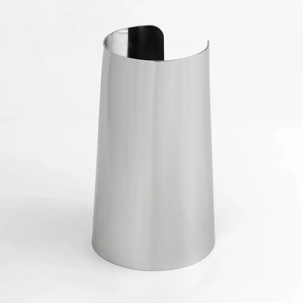 Royalti Sculpted Metallic Cuff - Silver