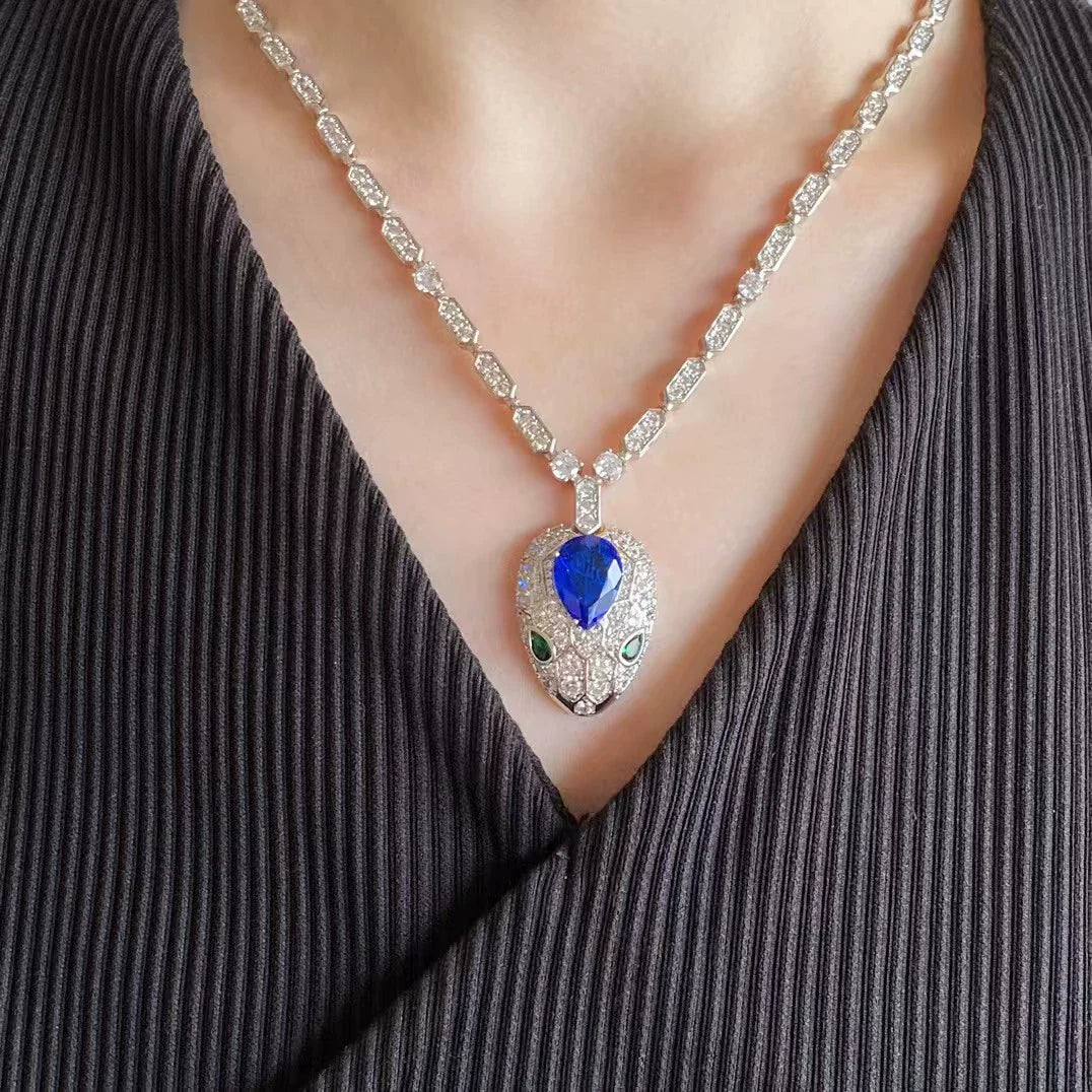Juliett PavŽ Serpent Necklace - Rose Gold Blue Agate