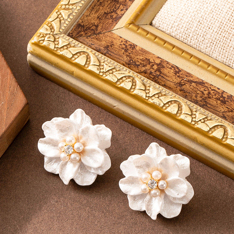 Samirah Diamond Pearl Floral Earrings - Style 2 [B5IGI5OX]