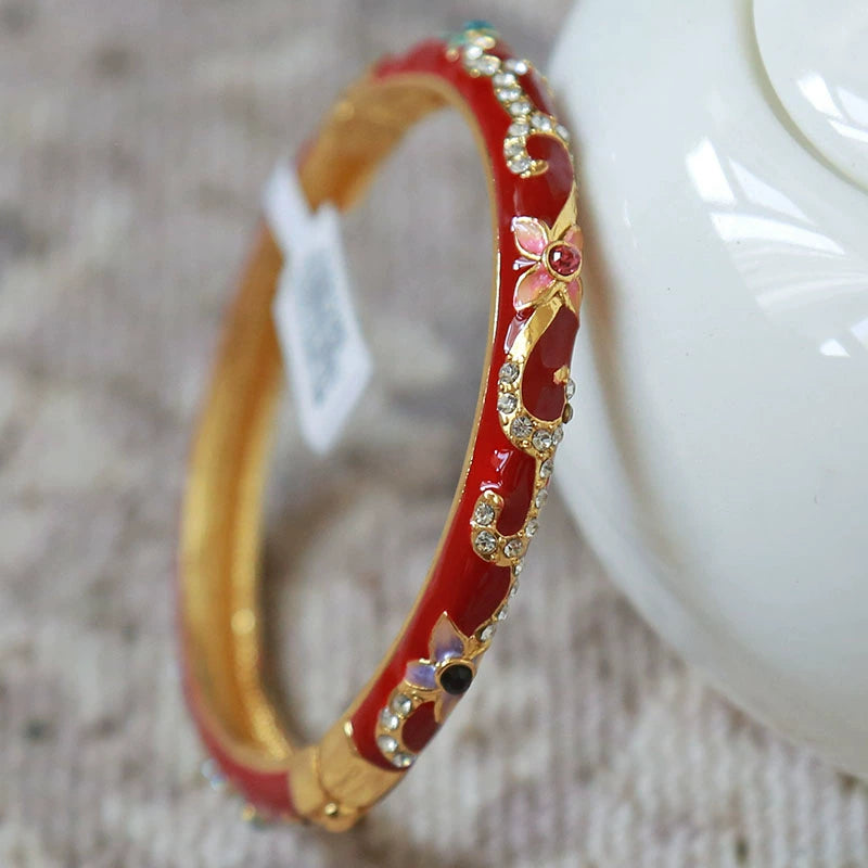 Irelyn Enamel Bangle Bracelet - Red [1NKWT48P]