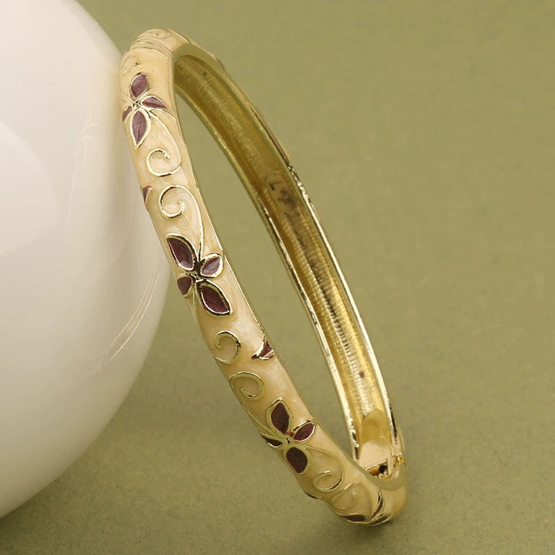 Eden Cloisonne Clover Bracelet - Beige [L84NKJEH]