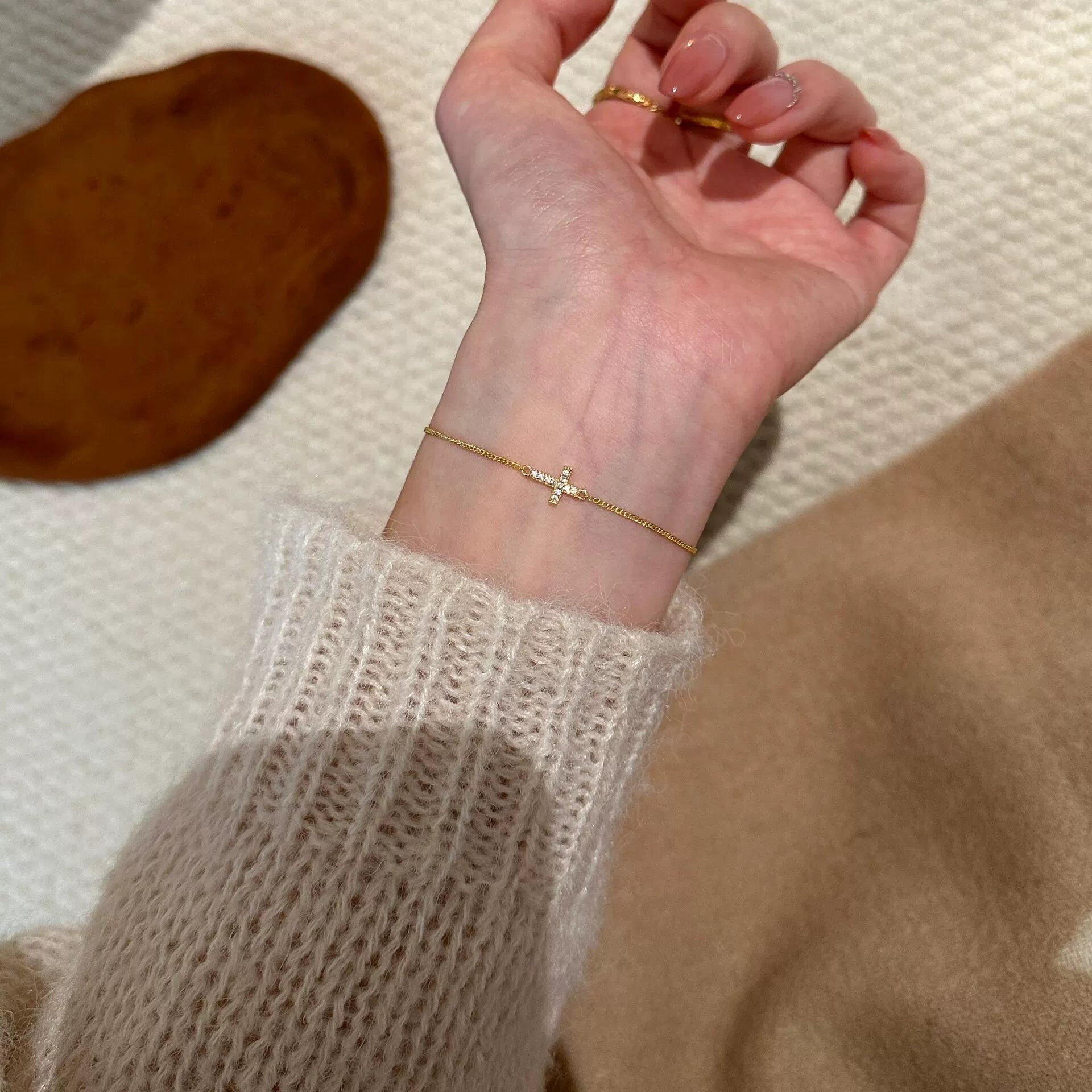 Leelah Dainty Stackable Bracelets - Cross Bracelet (S925 Sterling Silver)