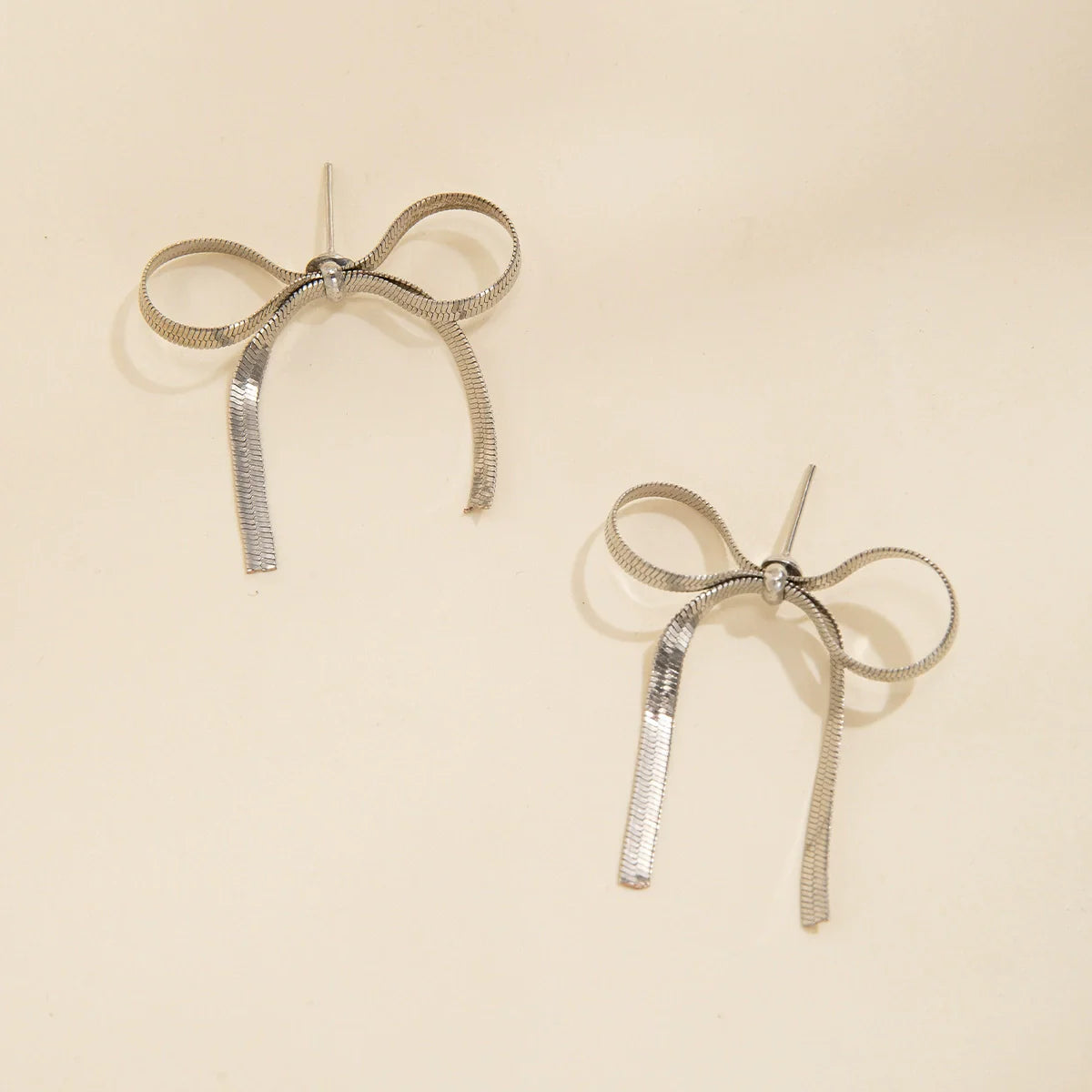 Callyn Bow Butterfly Earrings - Short Silver