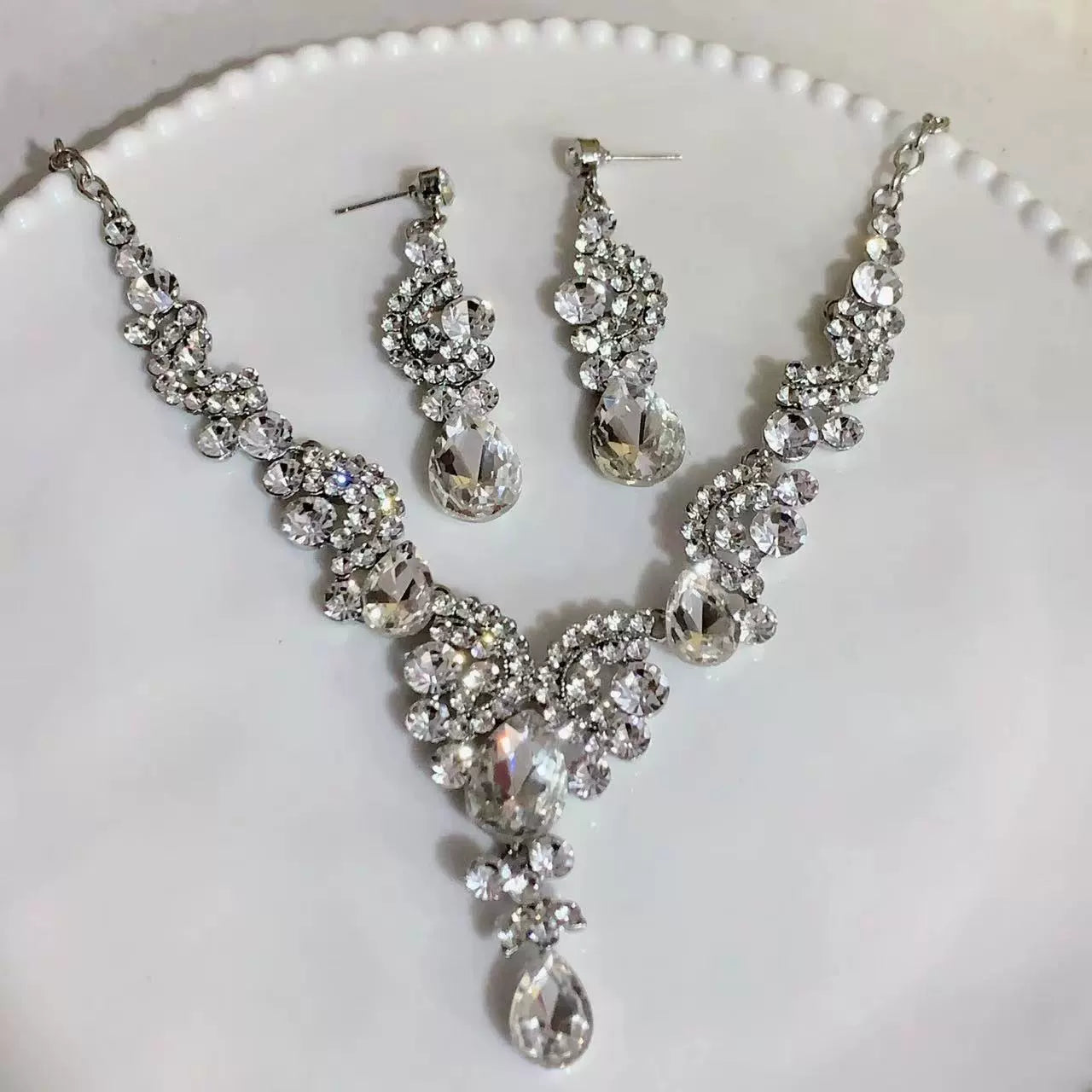 Dagny Waterdrop Tassel Set - Necklace + Earrings