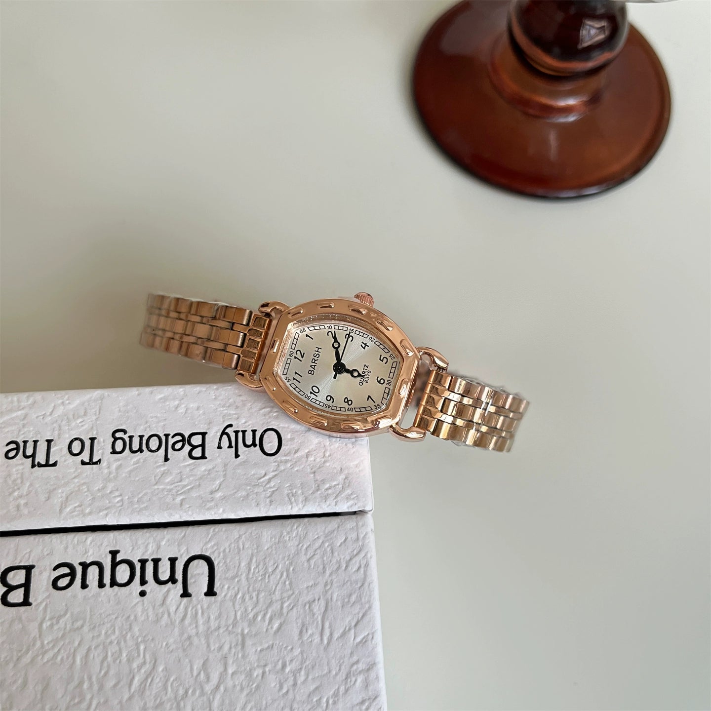 Aaryn Delicate Barrel Watch - Rose Gold Band White Dial (Numeric) [D3X2TROT]