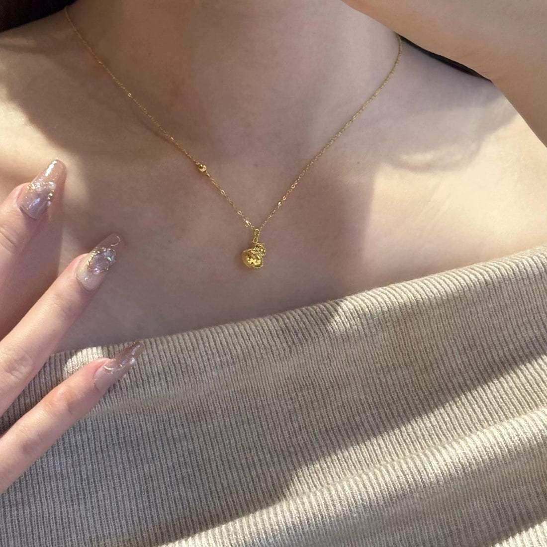 Honest Shimmer Gourd Necklace - Fish Scale Gourd Necklace