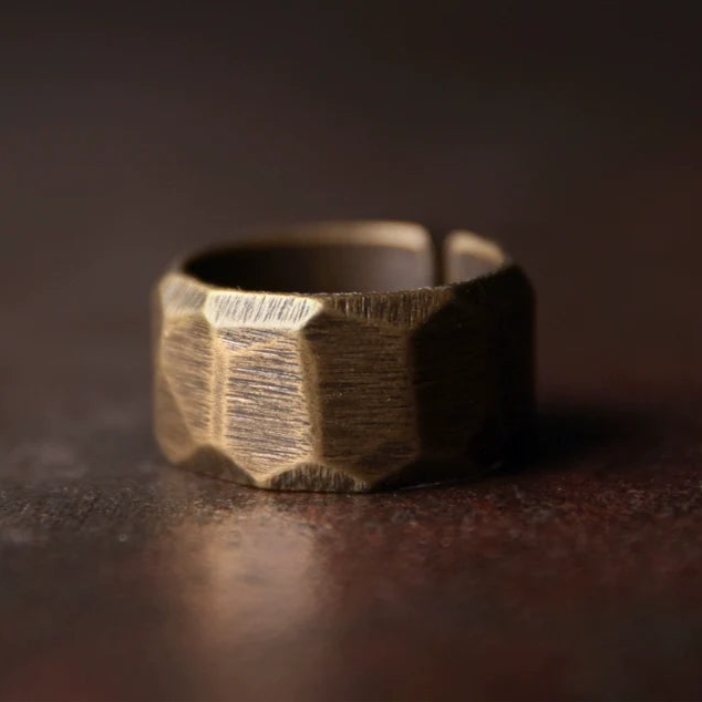 Embry Retro Brass Ring - Male Large Brass