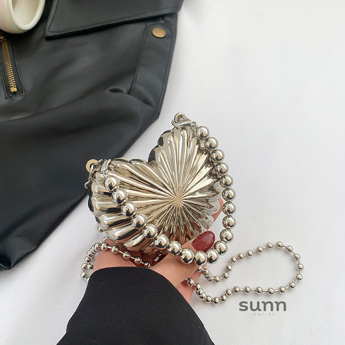 Aadhira Metallic Pleated Crossbody [B3N753YQ]