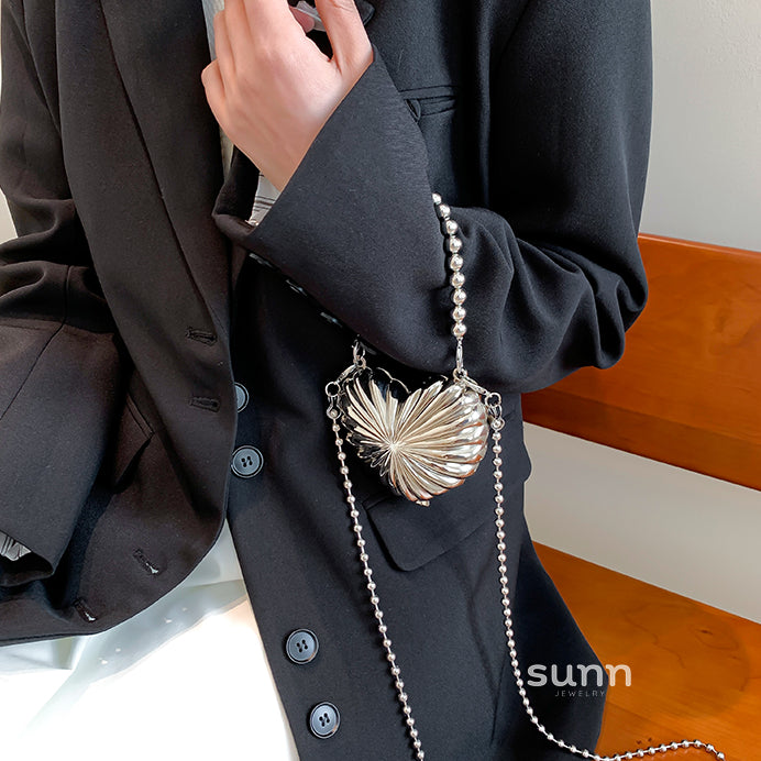 Aadhira Metallic Pleated Crossbody [DBFN4XF7]