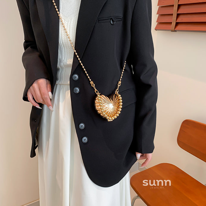 Aadhira Metallic Pleated Crossbody [ODCHJFSD]