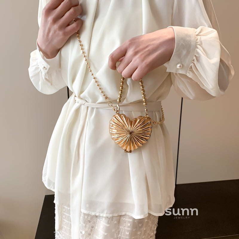 Aadhira Metallic Pleated Crossbody [Q6X2NSLN]