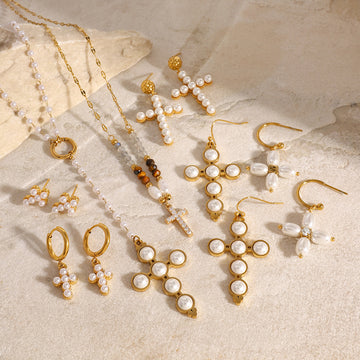 Aairah Pearl Cross Jewelry Set [58NM9CCU]