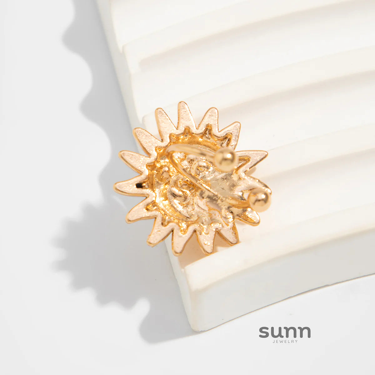 Aaleyah Retro Celestial Ear Cuff