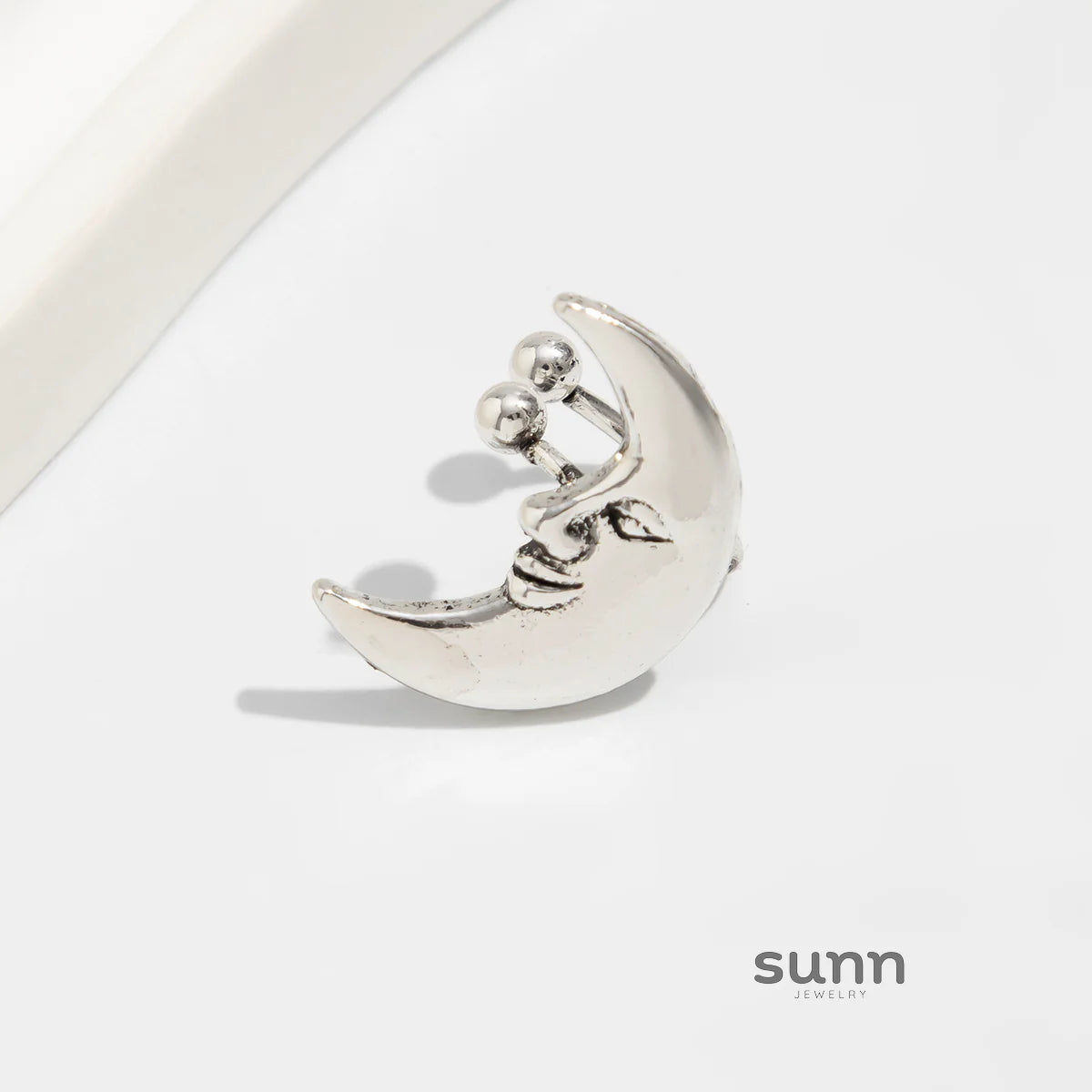 Aaleyah Retro Celestial Ear Cuff