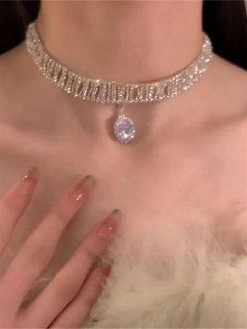 Aamina Sparkling Waterdrop Necklace