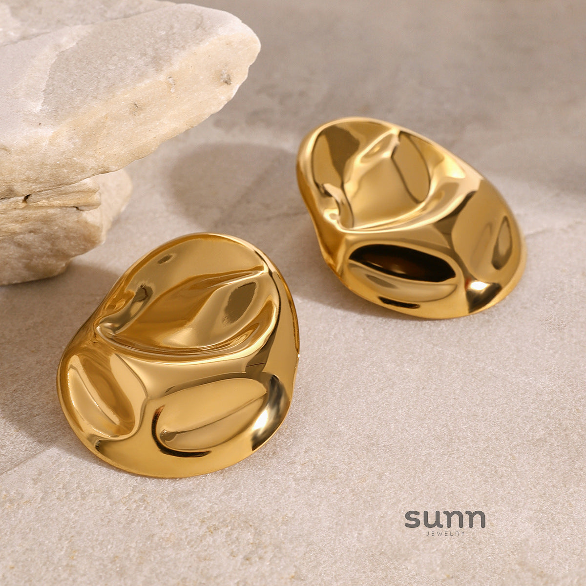 Aaminah Geometric Statement Earrings [YXN0L54O]