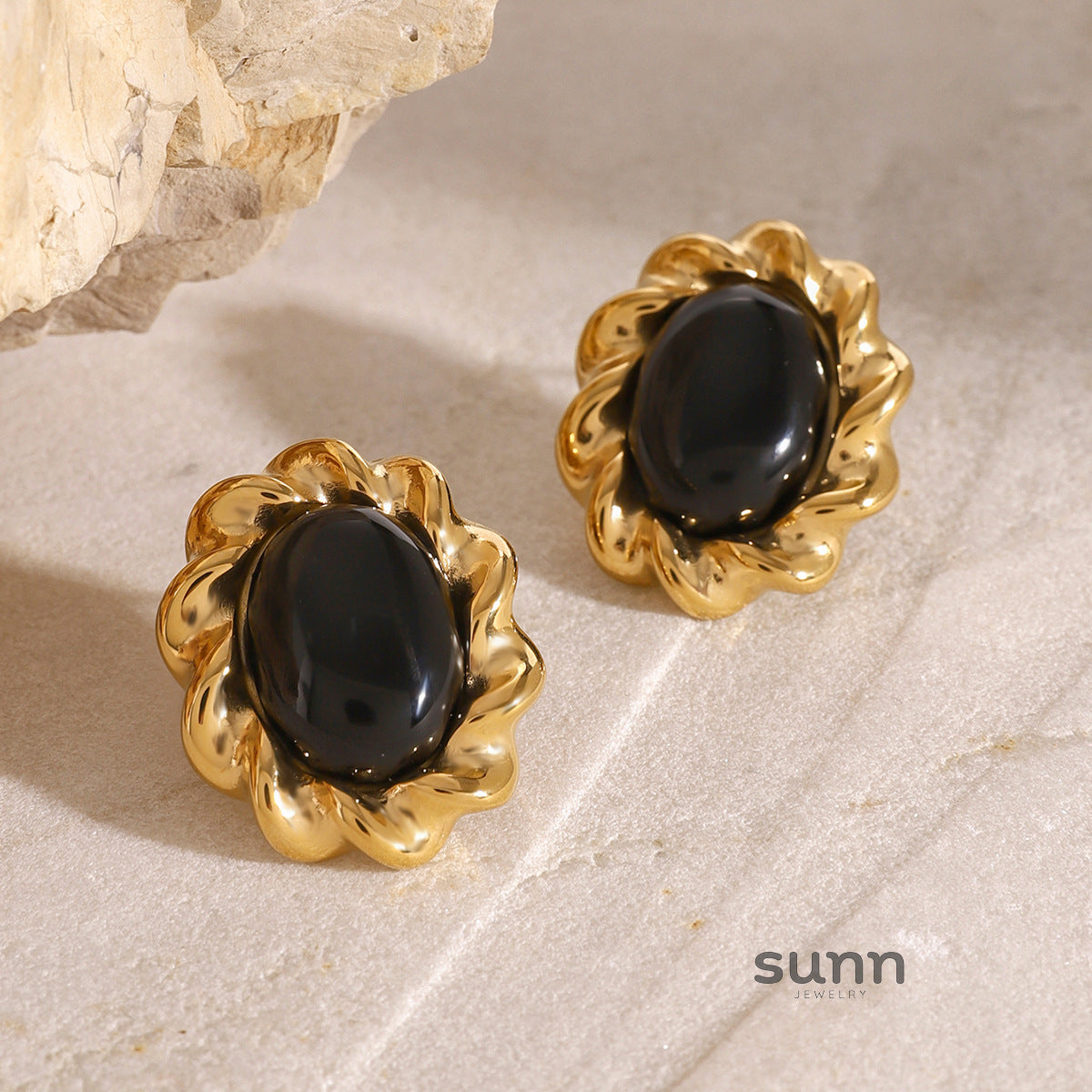 Aaminah Geometric Statement Earrings [4XL2V29V]