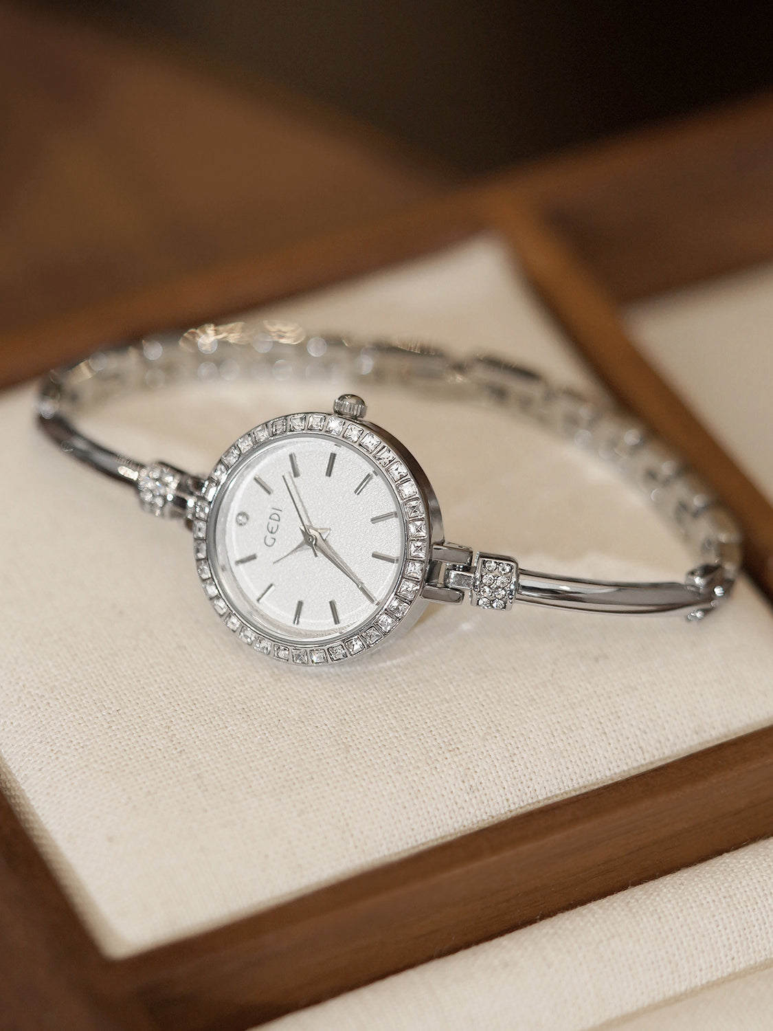 Aaniya Elegant Bracelet Quartz Watch [THJX6OAG]