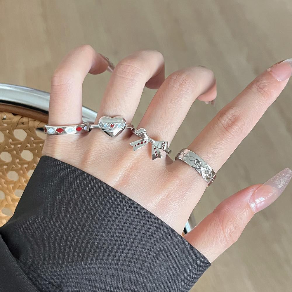 Aanvi Dainty Bee Ring [RJ9SB1J4]