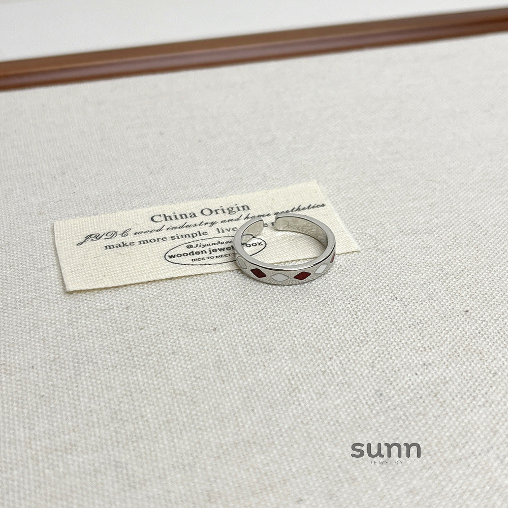 Aanvi Dainty Bee Ring [S2EUI9AB]