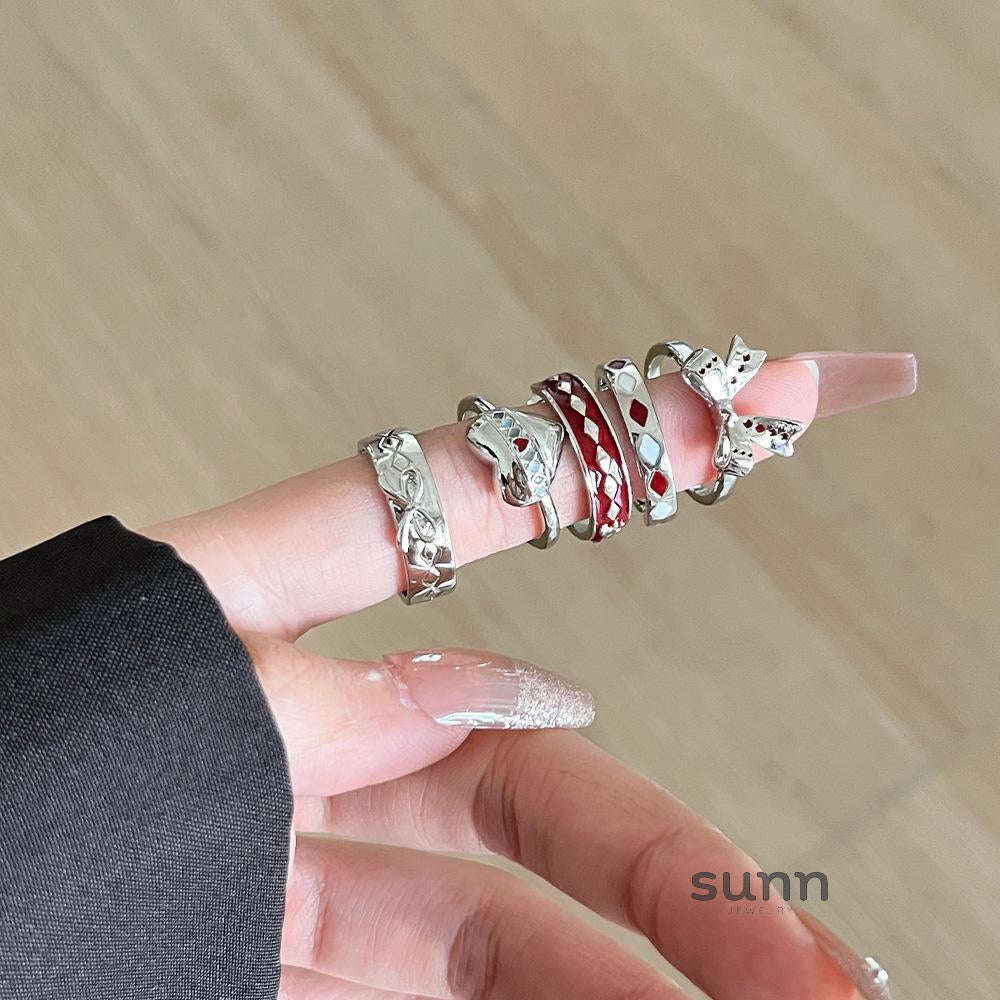 Aanvi Dainty Bee Ring [CXK4NXW5]