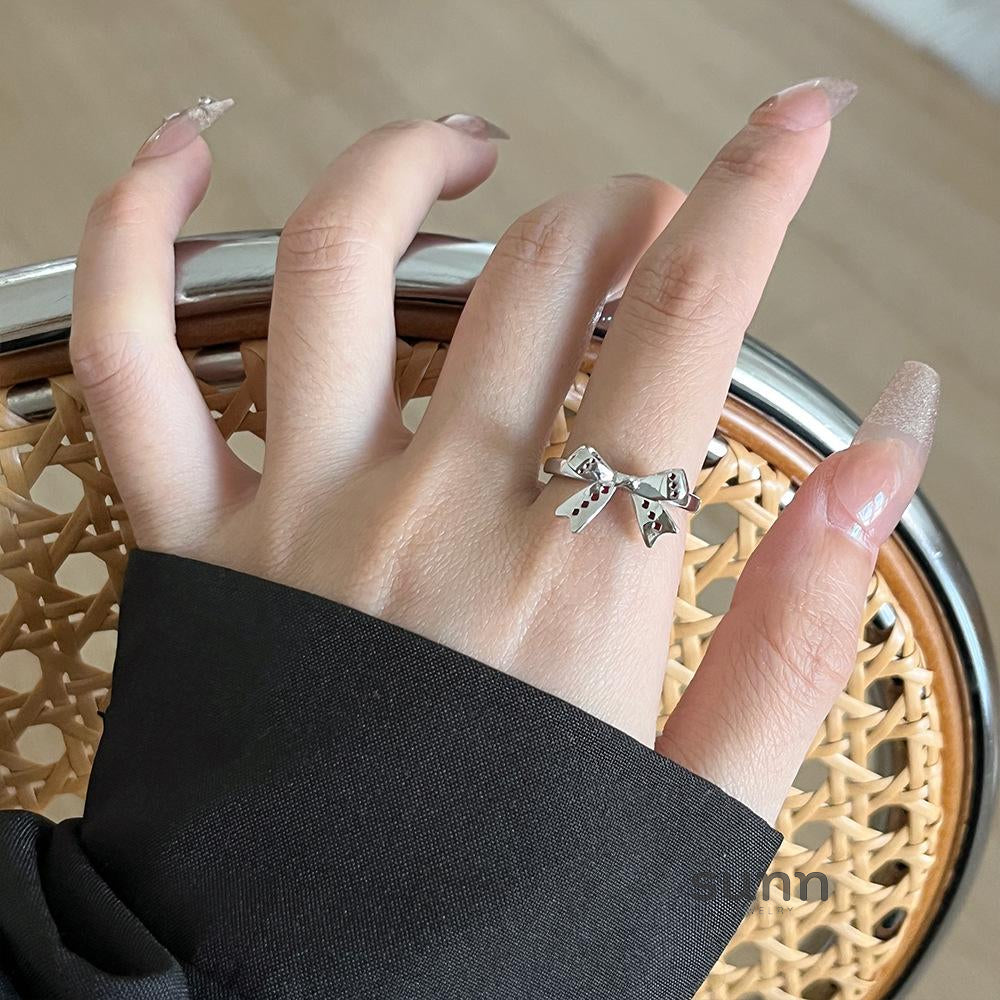 Aanvi Dainty Bee Ring [RJ9SB1J4]