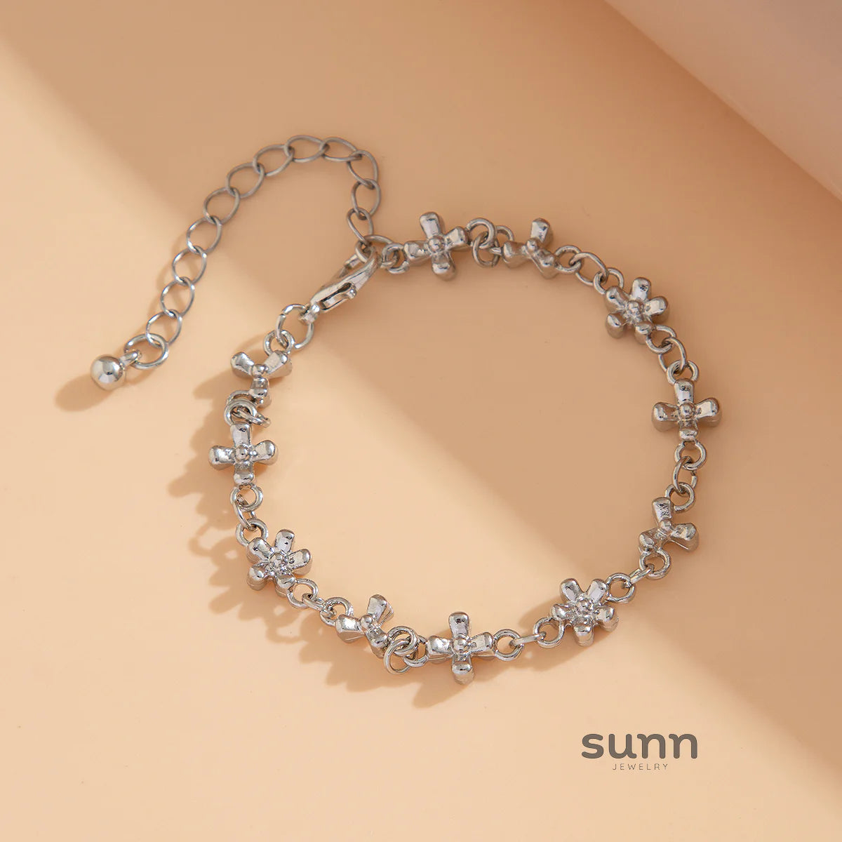 Aariyah Delicate Floral Bracelet