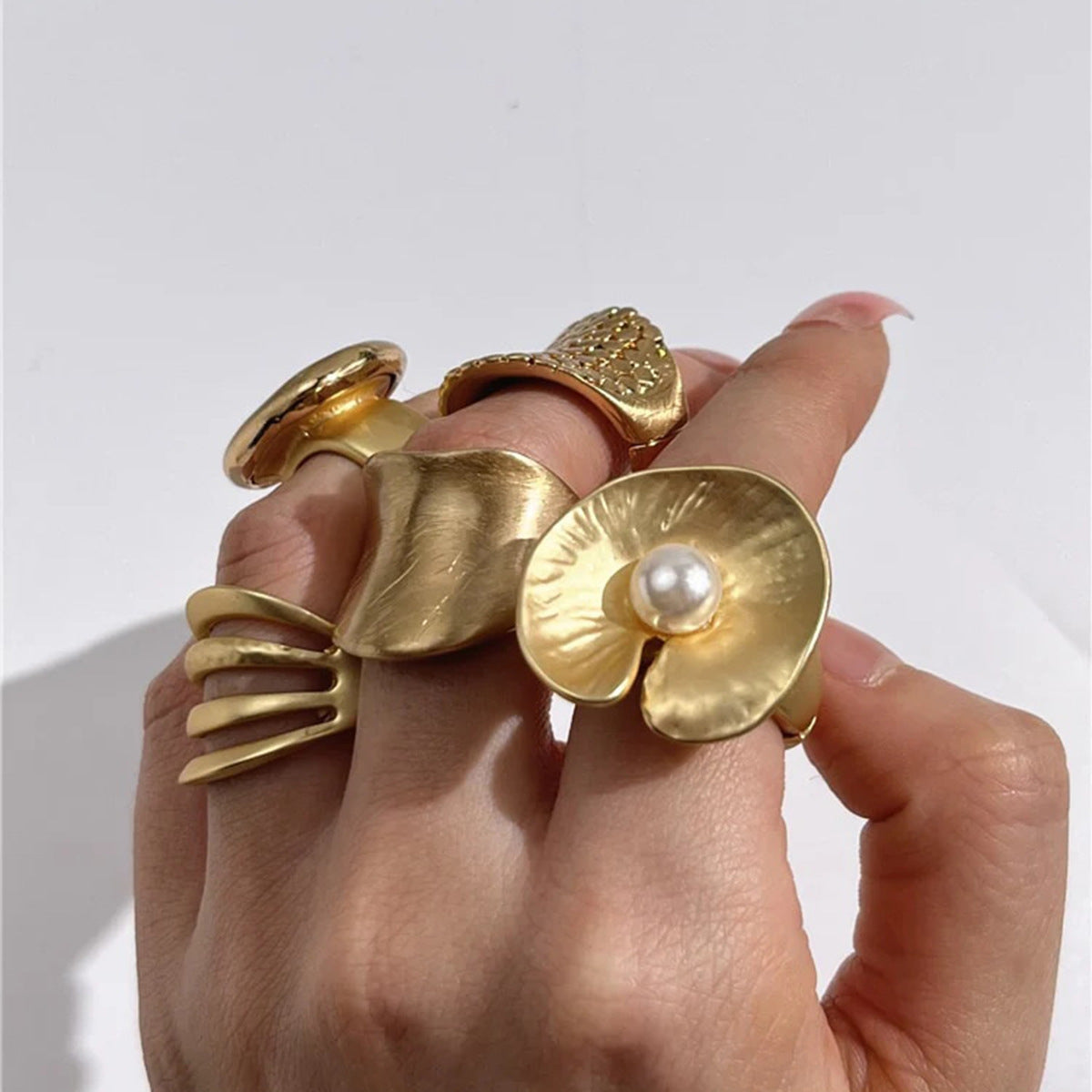 Aaron Titanium Pearl Wrap Ring [QTWLS5RJ]