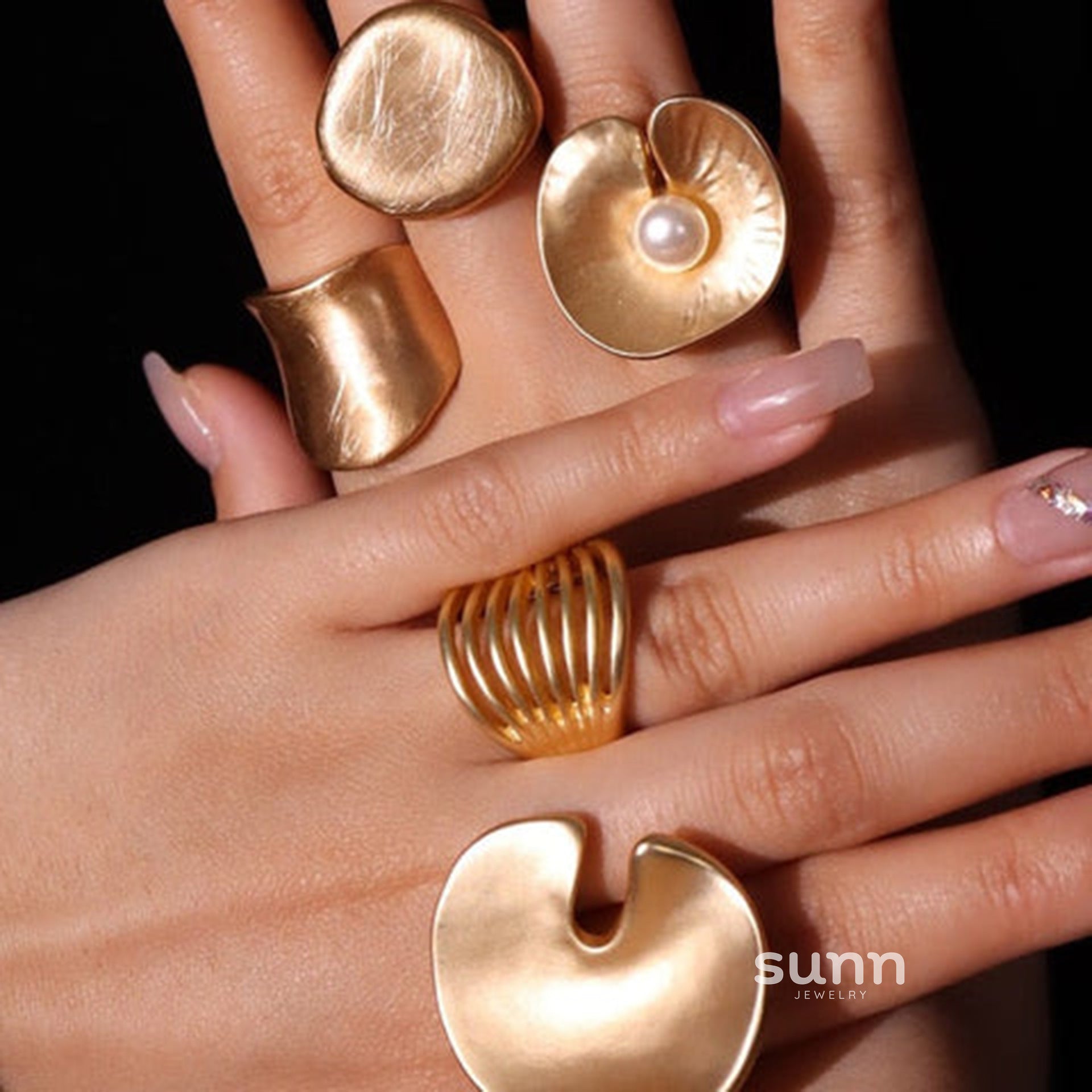 Aaron Titanium Pearl Wrap Ring [QG2D82CT]