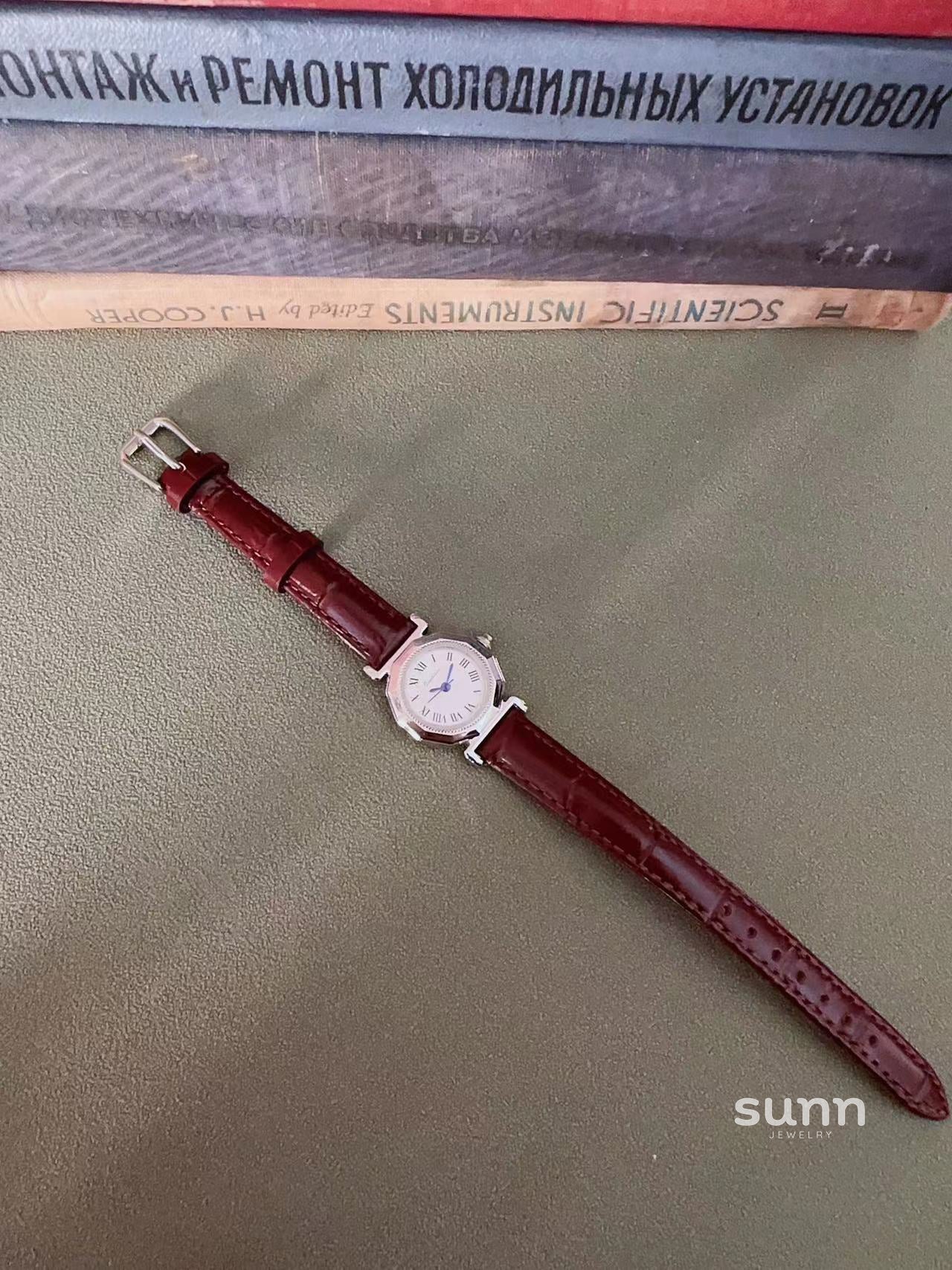 Aaron Vintage Blue Hand Watch