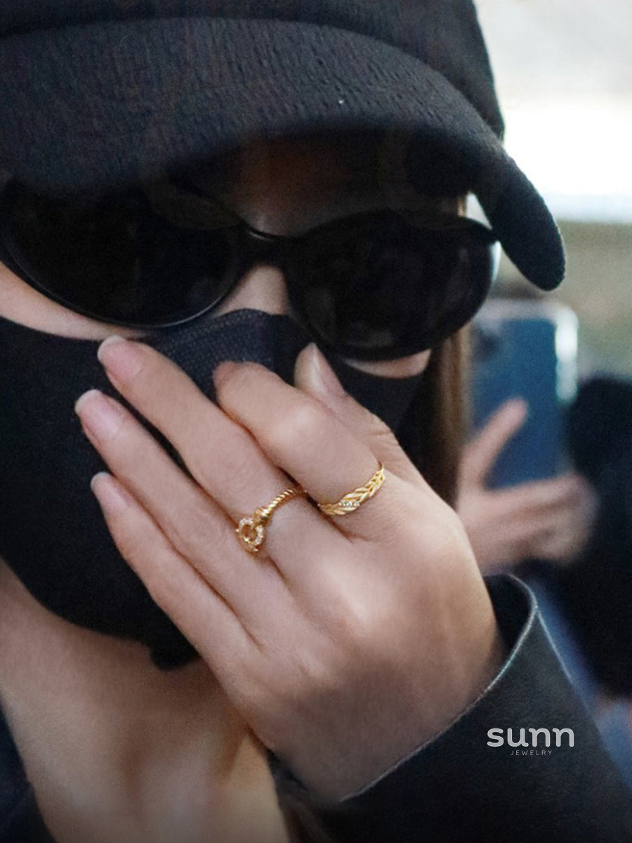 Aarushi Gold Pave Horseshoe Ring