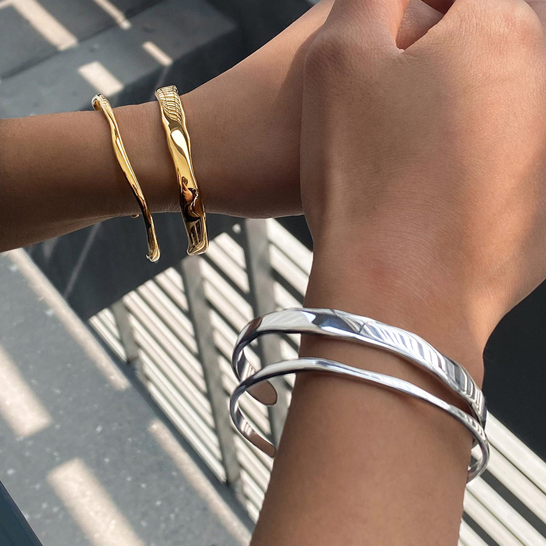 Aarya Sleek Stackable Bracelets [SXX2SFYL]