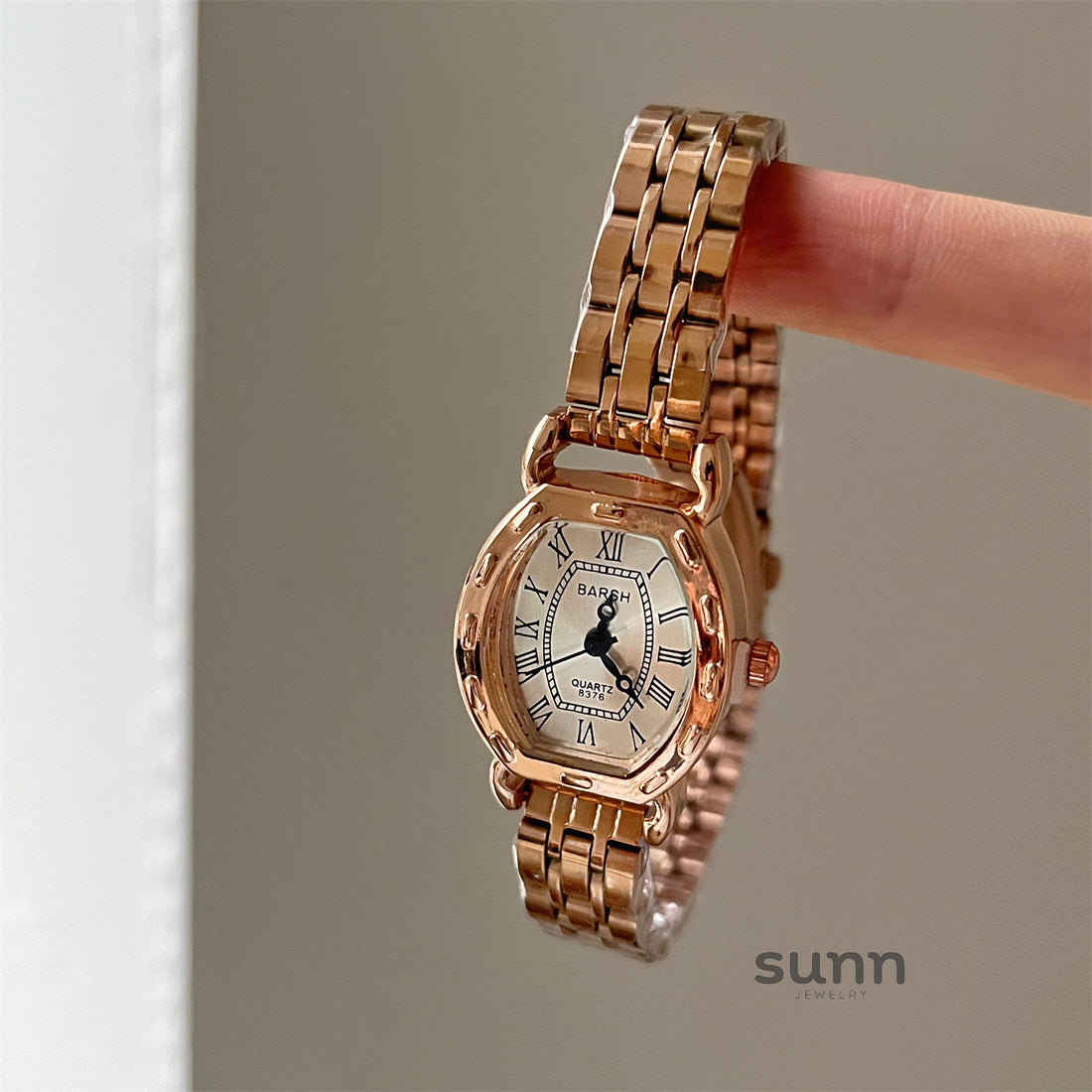 Aaryn Delicate Barrel Watch [6FXKTZY1]