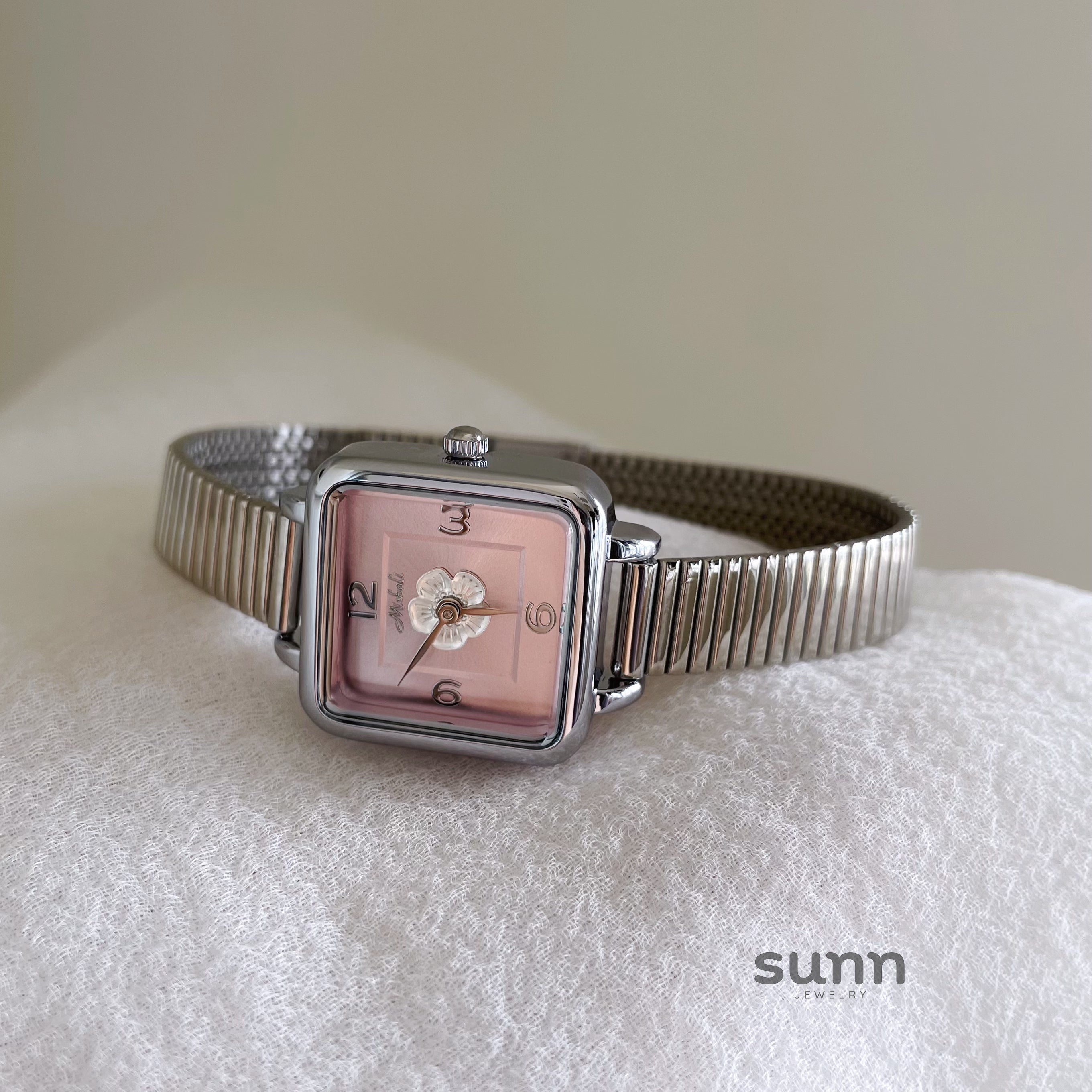 Aashi Sakura Camellia Watch [KVKRVGYJ]