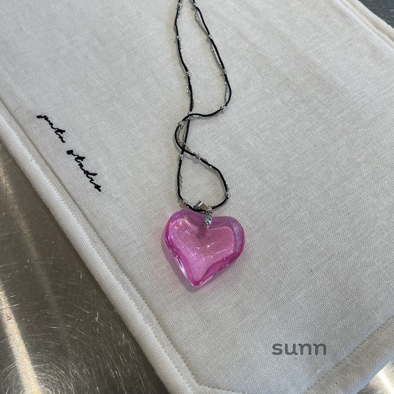 Aasiyah Jelly Heart Necklace [98JOFF3C]