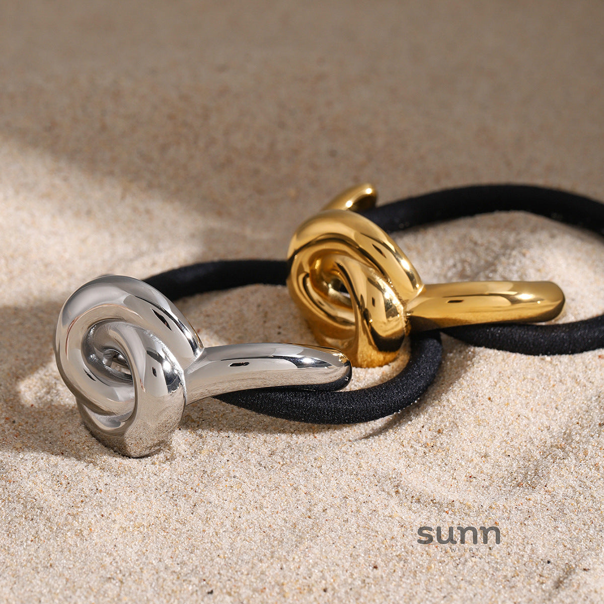 Aasiyah Sleek U-Shape Hair Tie [W31NWTYD]