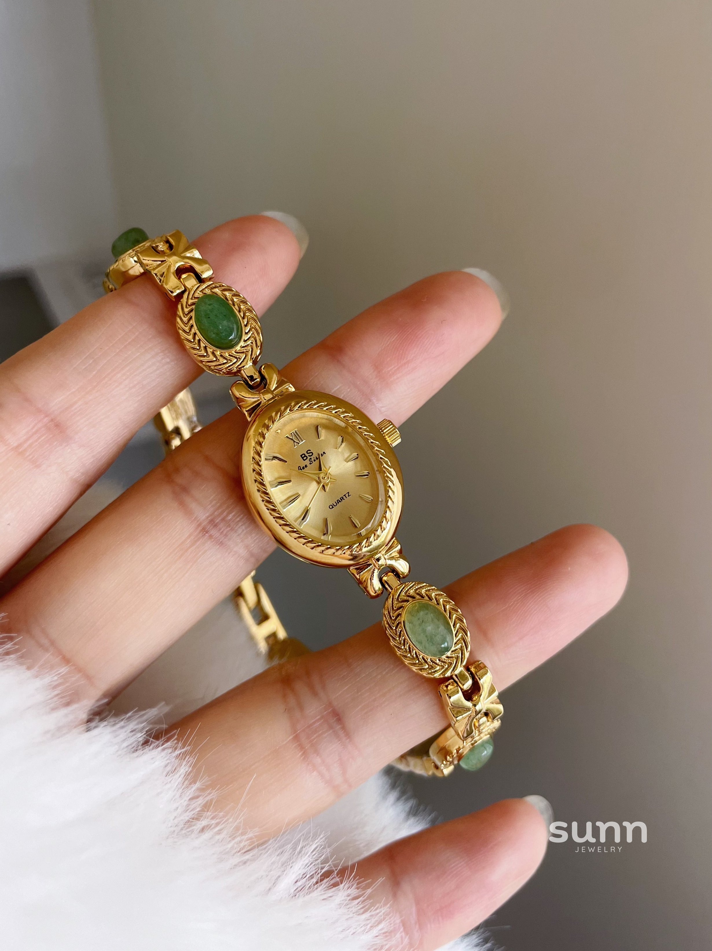 Aavya Gemstone Bracelet Watch [A5RPZLBH]