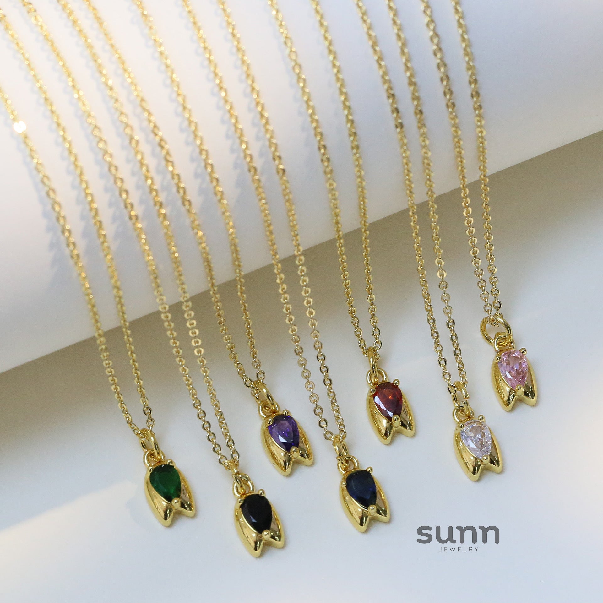 Abbey Rose Bud Pendant Necklace [85ZJ0G6W]