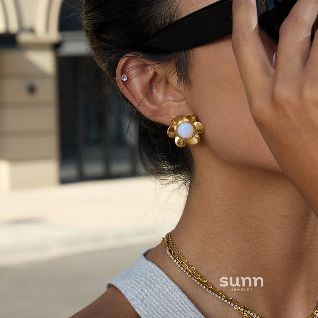 Abby Opal Flower Earrings [KGH7WN9M]
