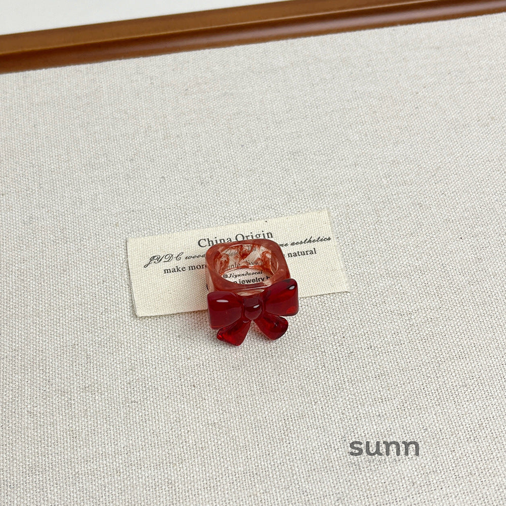 Abbygail Resin Bow Ring [GIZ7RQXZ]