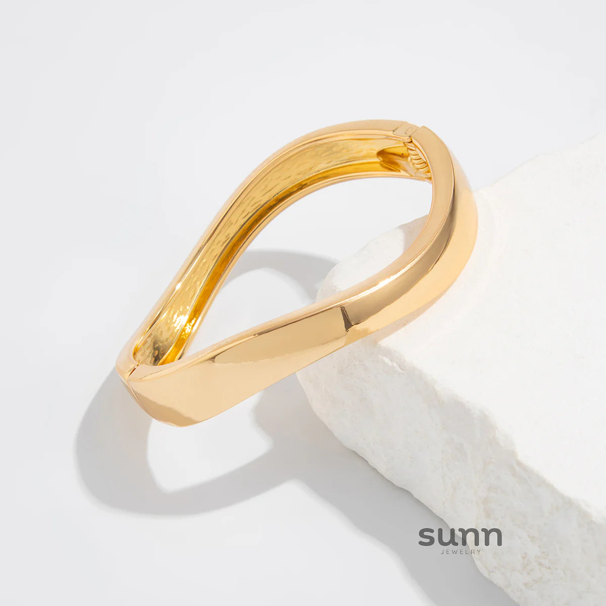 Aberdeen Wave Cuff Bracelet